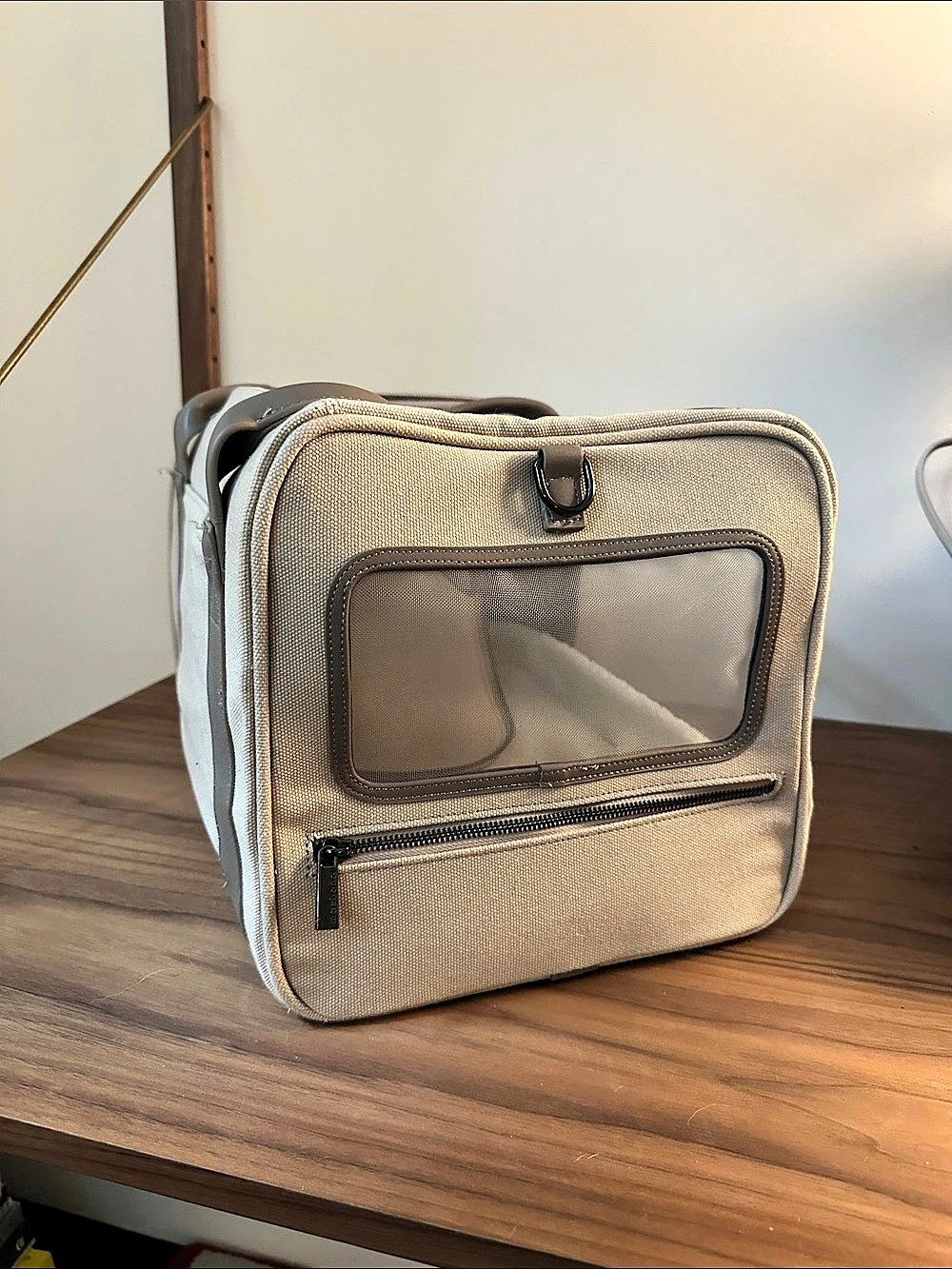 Maxbone Global Citizen pet carrier